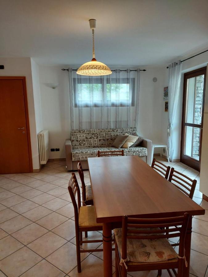 Lanterna Apartments Chiesa in Valmalenco Bagian luar foto